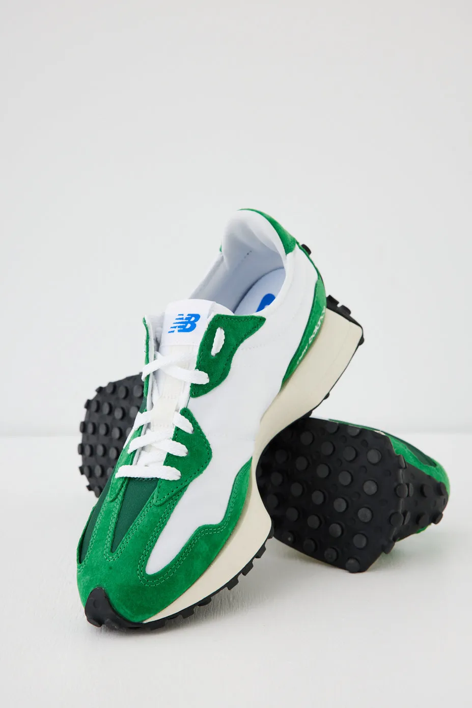 327 Sneakers