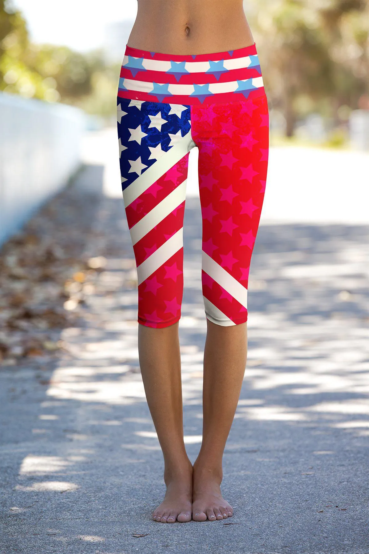 Americana Ellie Geometric Print Performance Yoga Capri Leggings Women