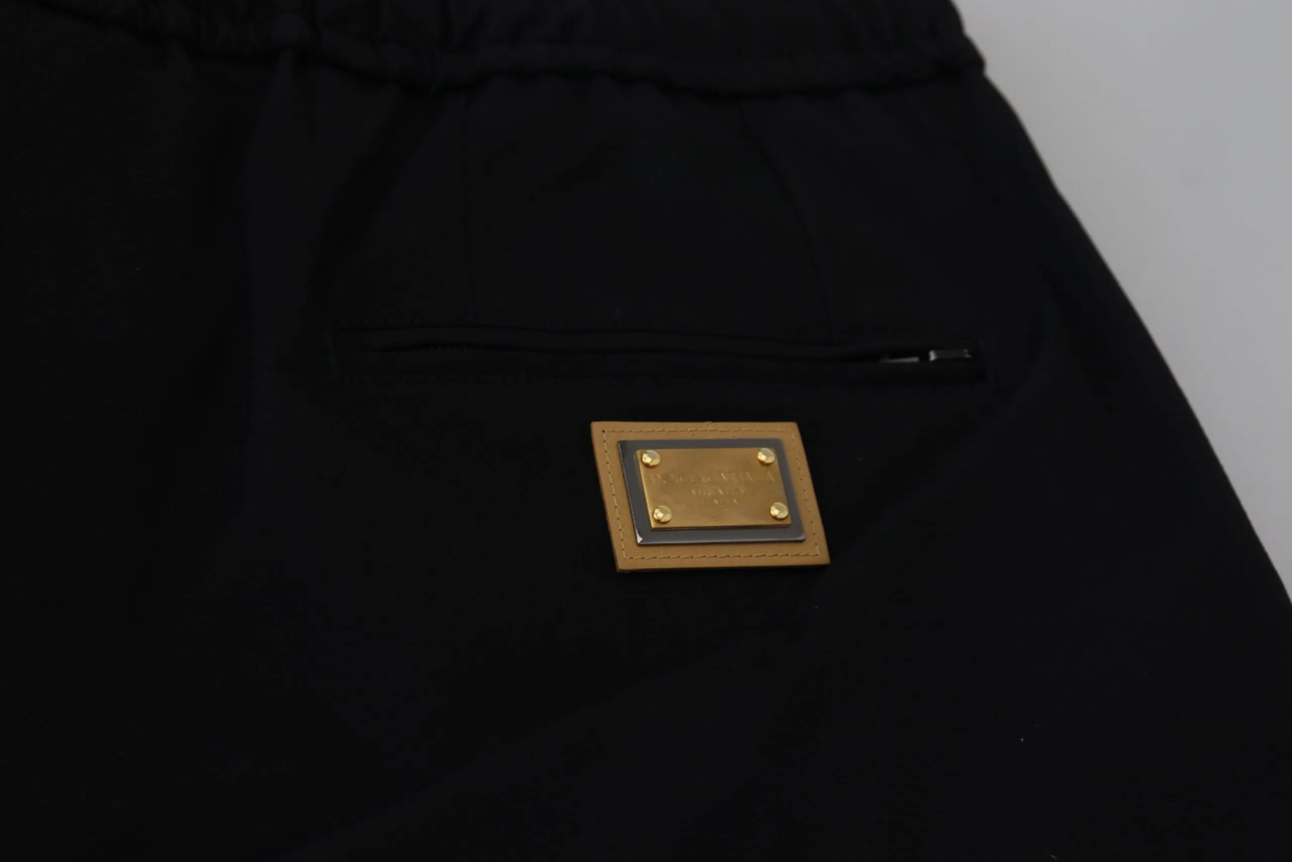 Dolce & Gabbana Elegant Leopard Print Cropped Pants