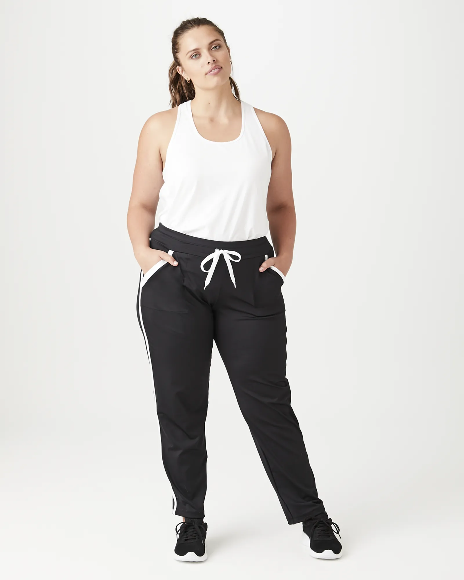 Kehlani Jogger | Black / White