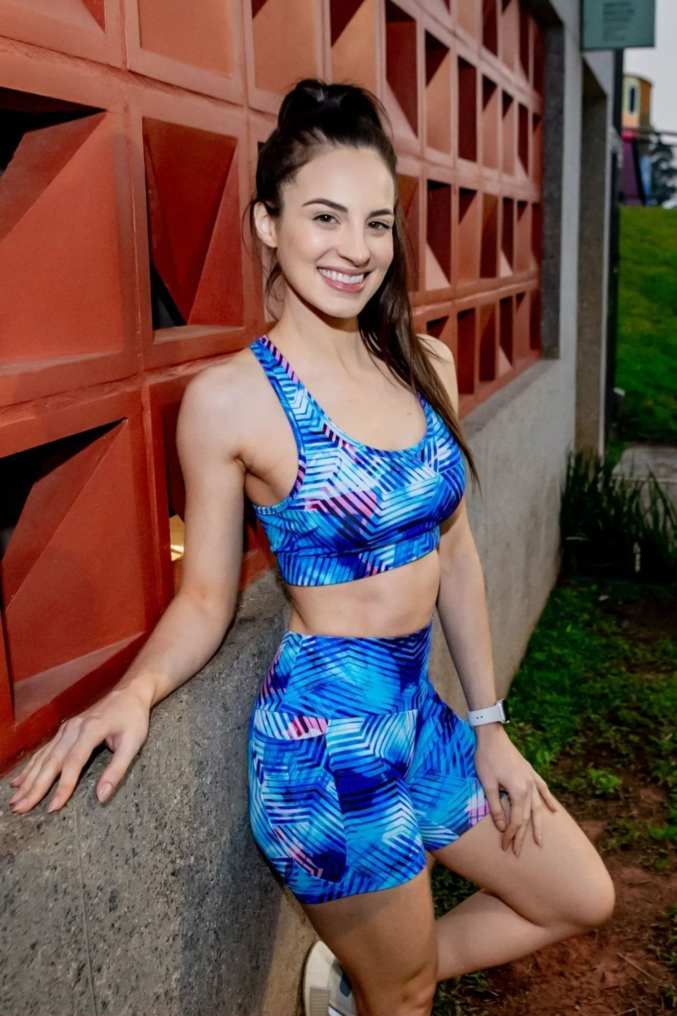 Mid Waist Mid Shorts - Skyscraper