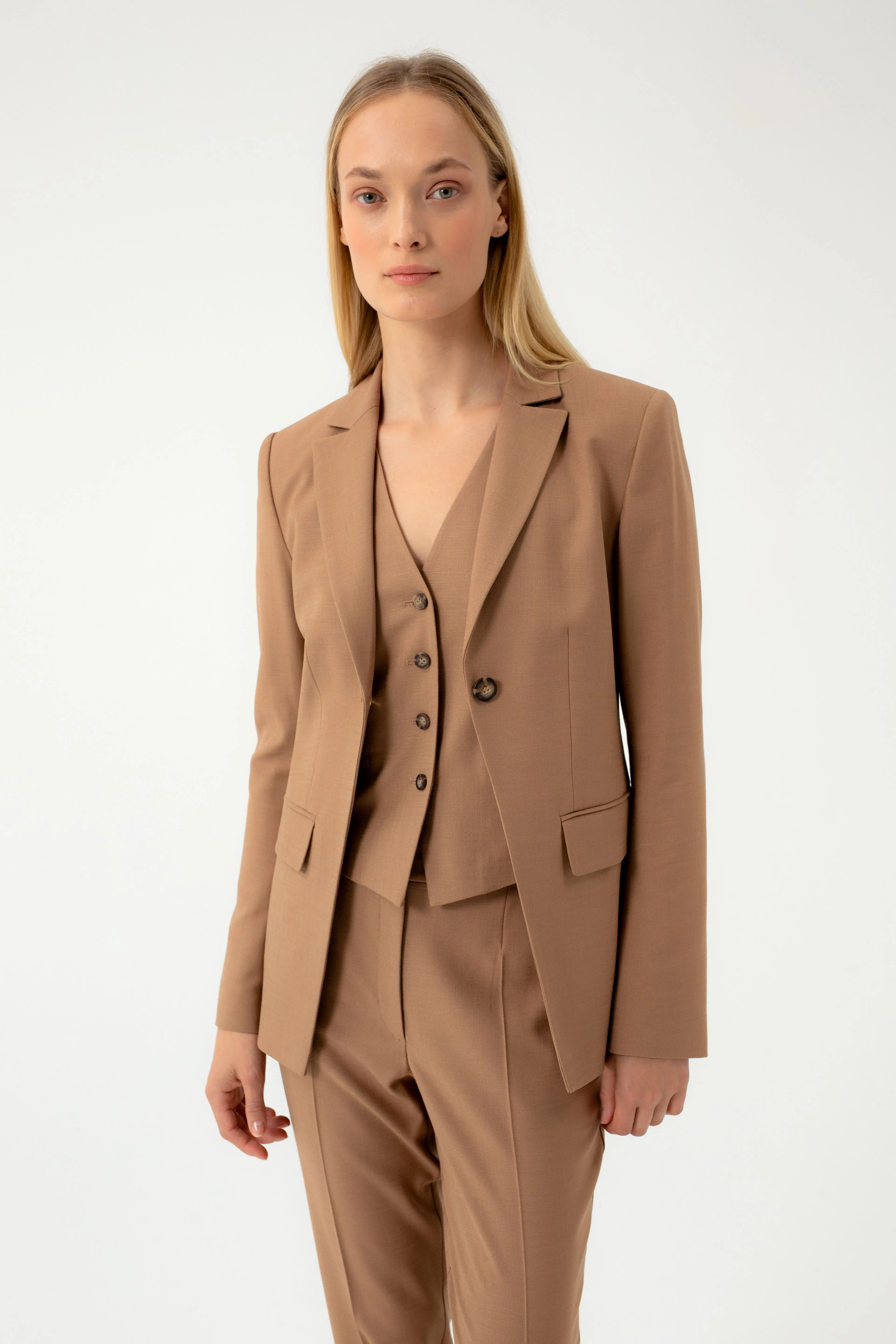 SINGLE BREASTED CAMEL JACKET