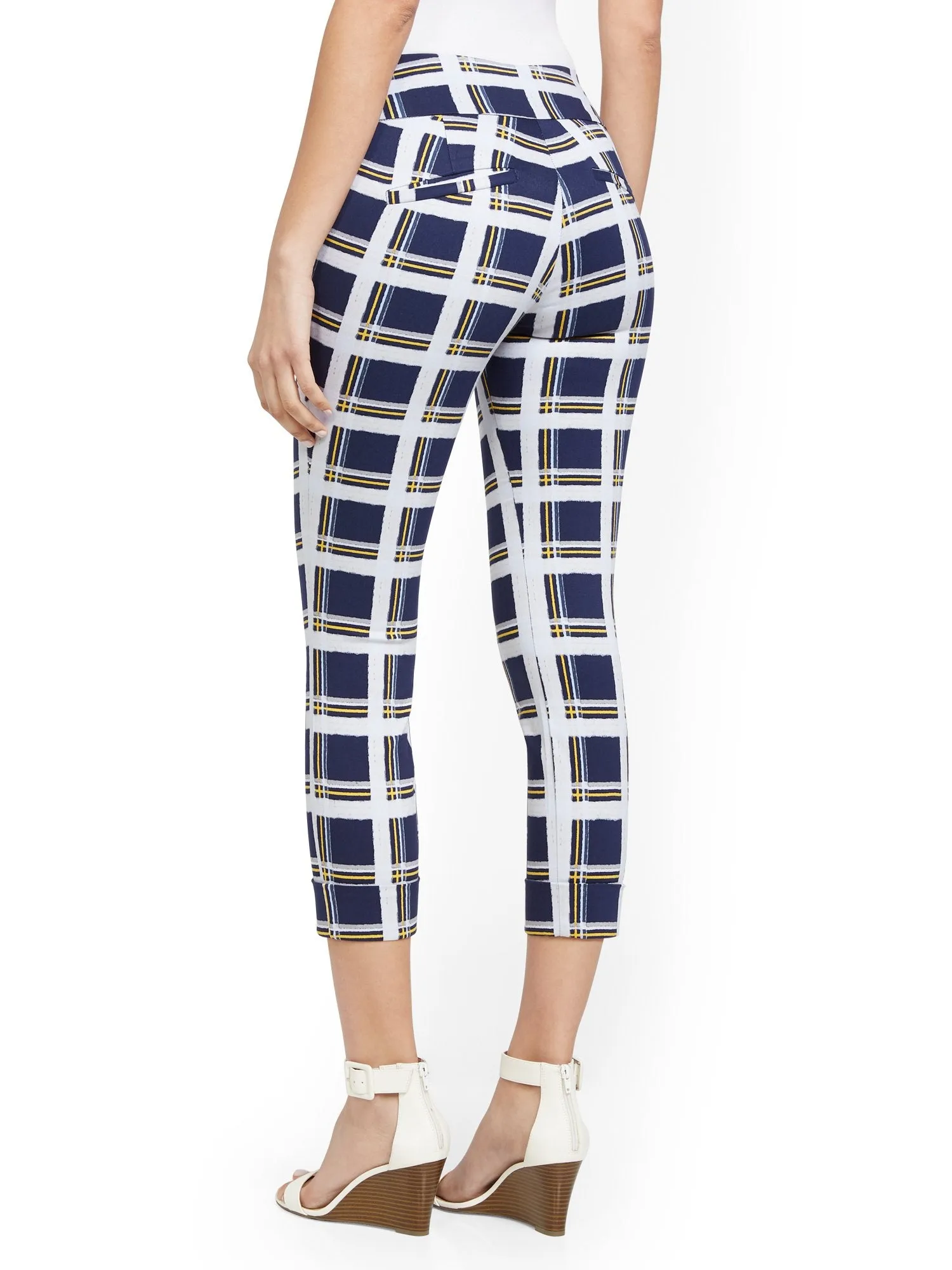 Whitney High-Waisted Pull-On Capri Pant - Plaid