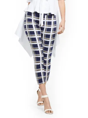 Whitney High-Waisted Pull-On Capri Pant - Plaid