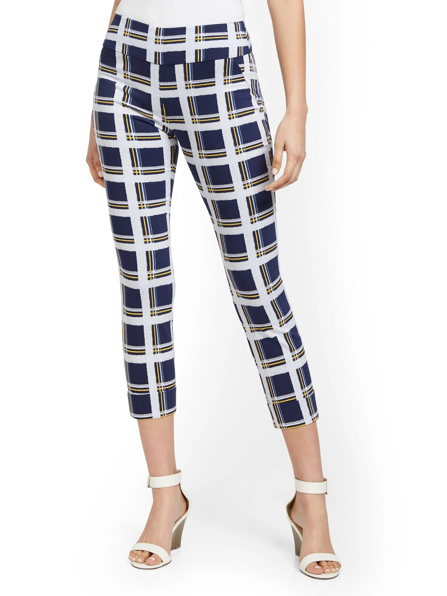 Whitney High-Waisted Pull-On Capri Pant - Plaid