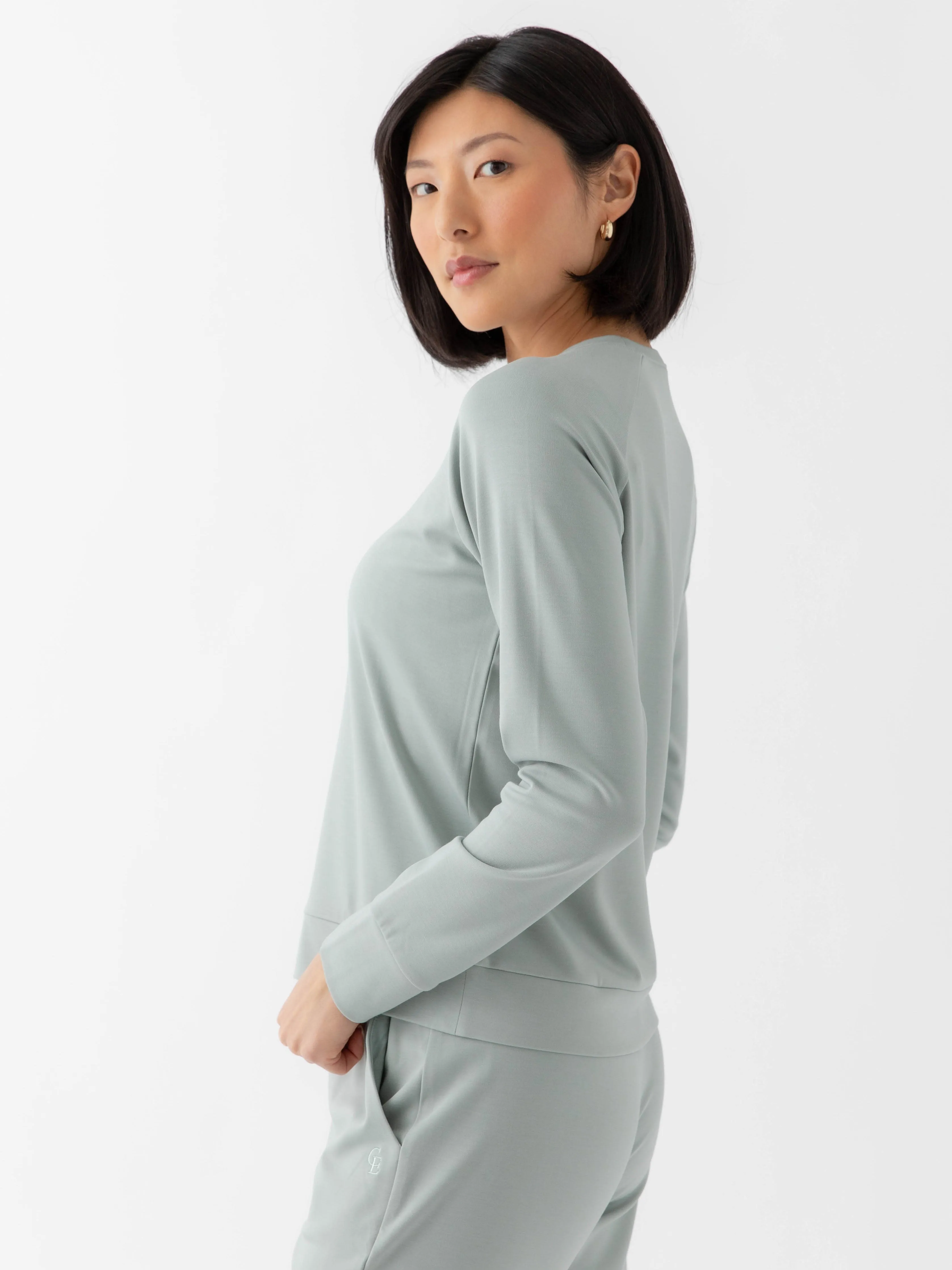 Women's Ultra-Soft Bamboo Pullover Crew